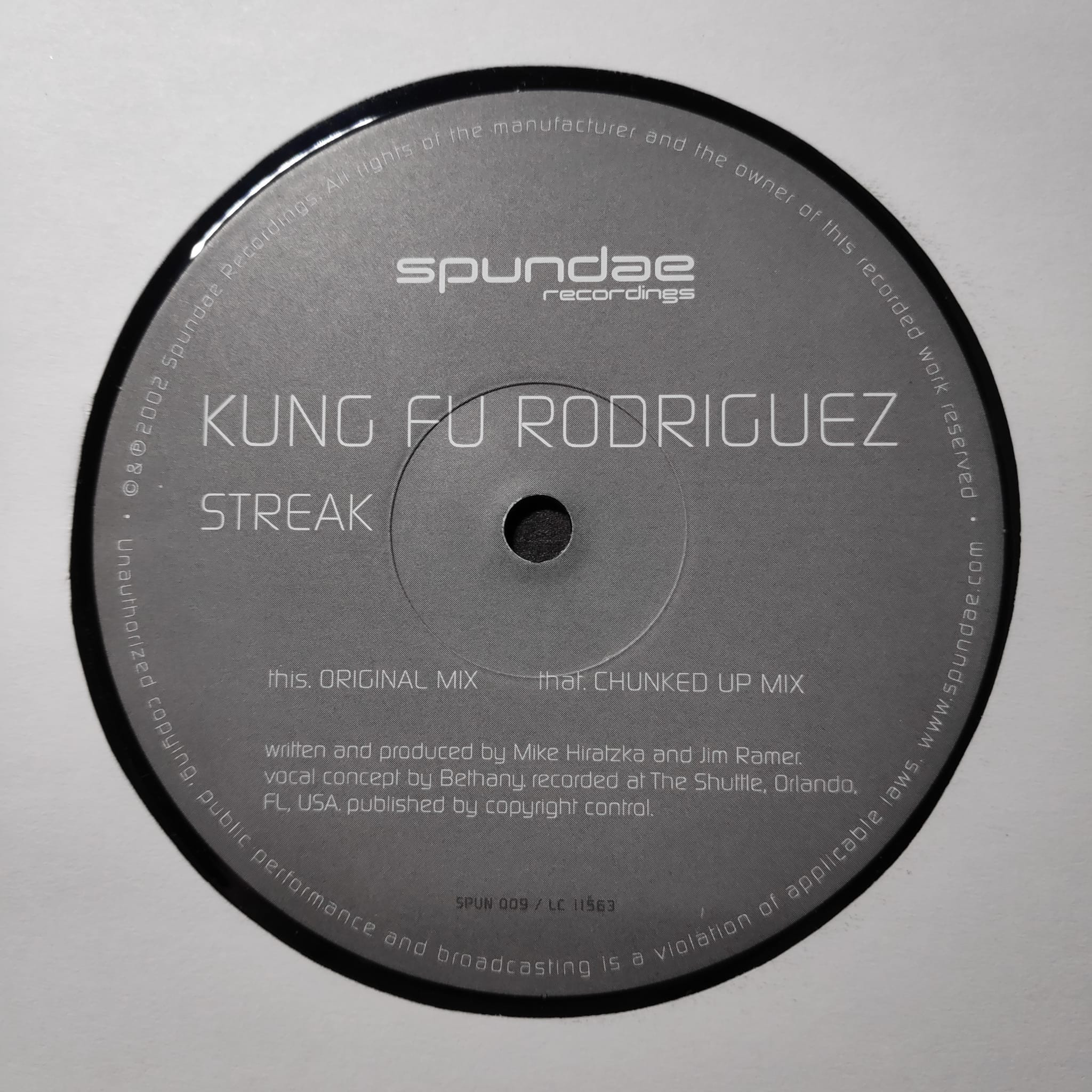 (CM2058) Kung Fu Rodriguez ‎– Streak