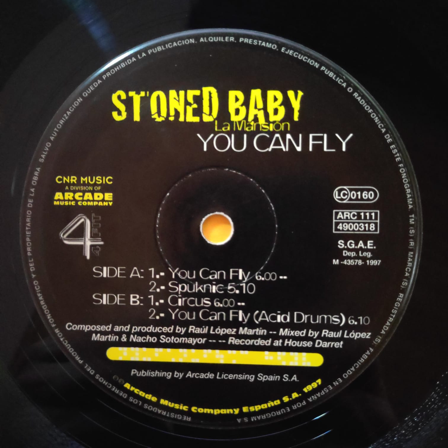 (23466) Stoned Baby ‎– You Can Fly