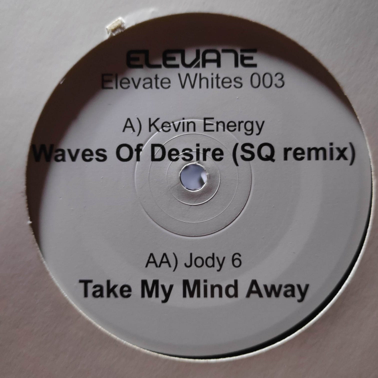 (28288) Kevin Energy / Jody 6 ‎– Waves Of Desire / Take My Mind Away