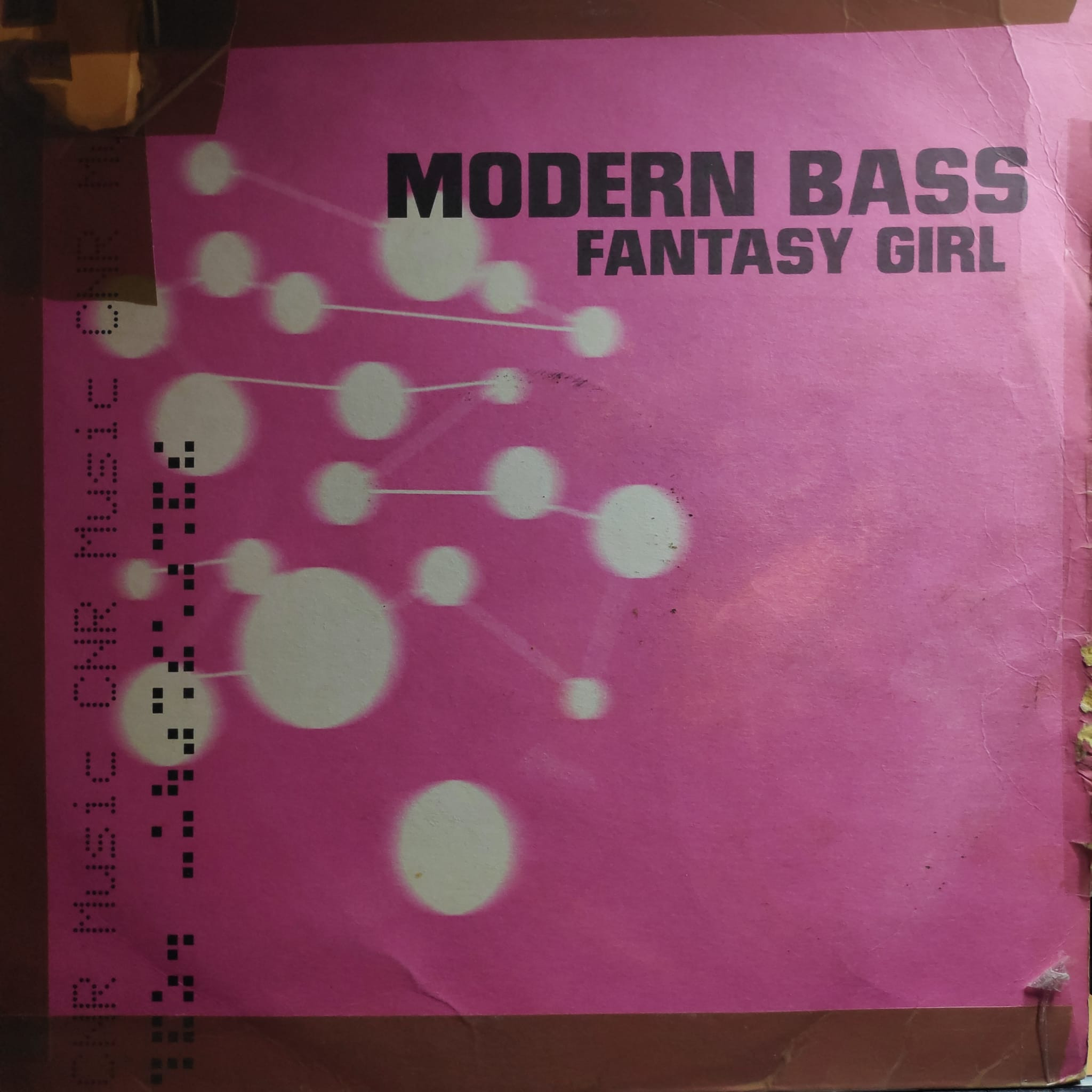 (19712) Modern Bass ‎– Fantasy Girl