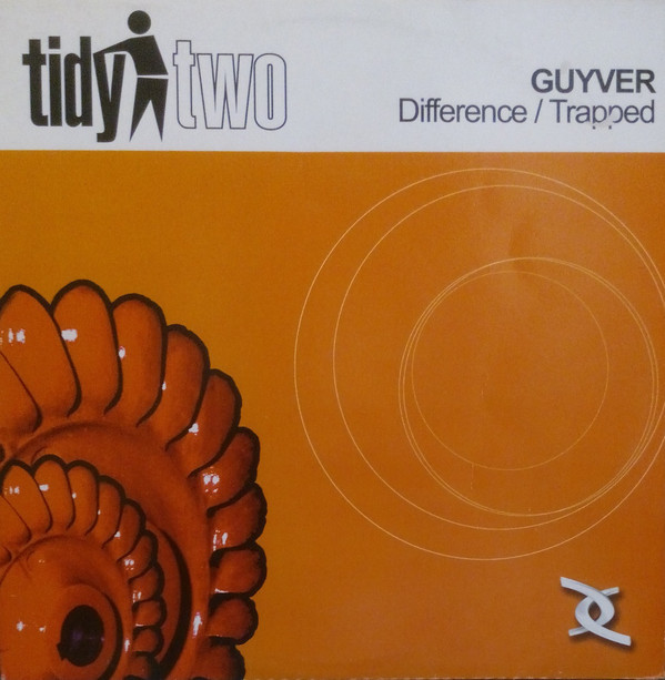 (1402) Guyver ‎– Trapped / Differences